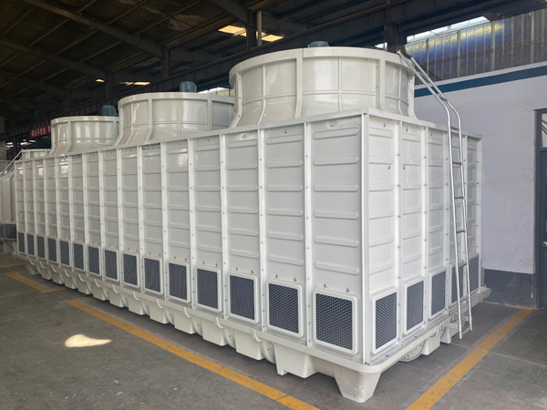 組合式方（fāng）形（xíng）冷卻塔FMT-300